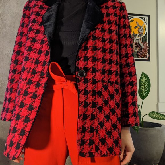 Cherry Red Houndstooth Blazer - Picture 2 of 3